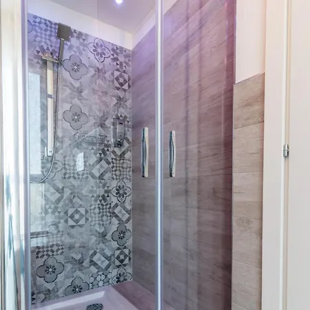 4 Star Boutique Affittacamere *